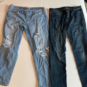 Abercrombie Women's Blue Distressed Jeans